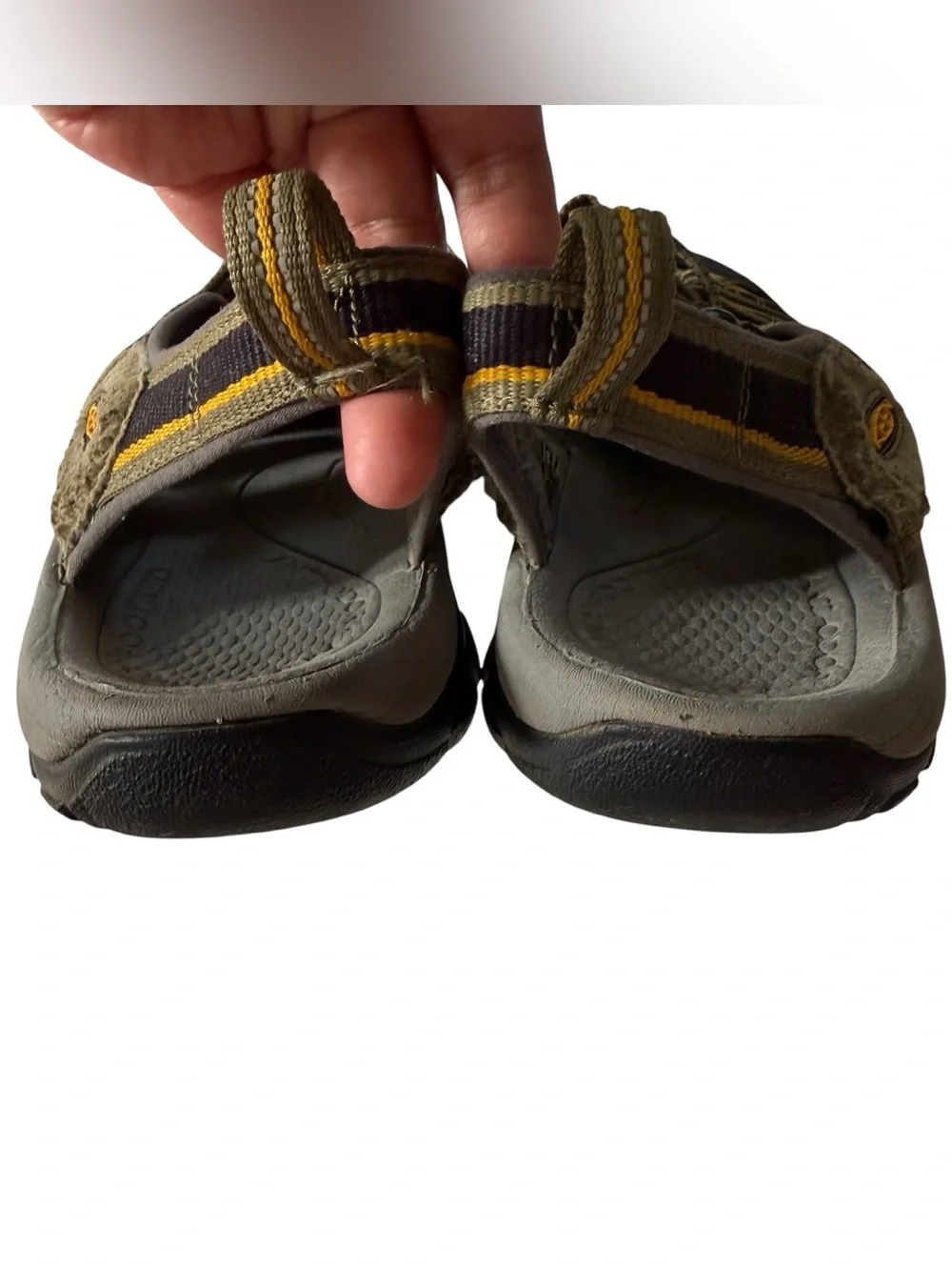 Keen Sandals Men Size 9.5 Green Yellow Black Adjustable Waterproof Anti Odor